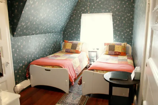 Green Room, Room 12, at the Coolidge Corner Guest House